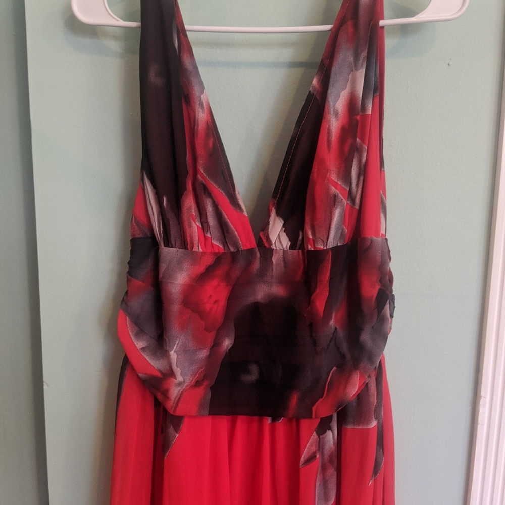 Long Red and Black Dress - Picture 2 of 6